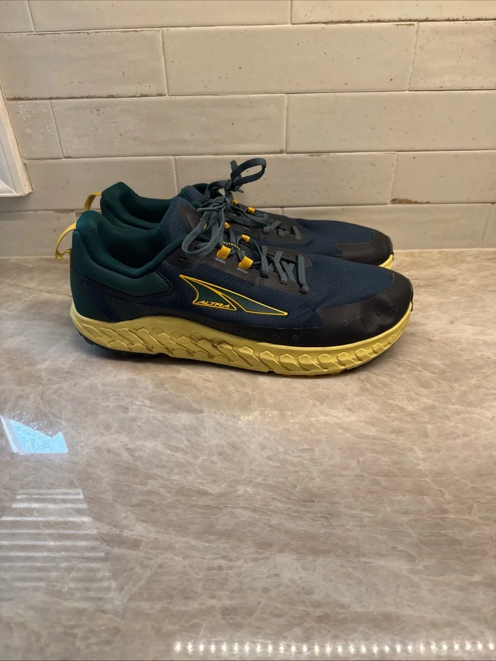 Altra Duo Men's Running Sneaker, Men's Size 12.5 - Cushioned Sole.